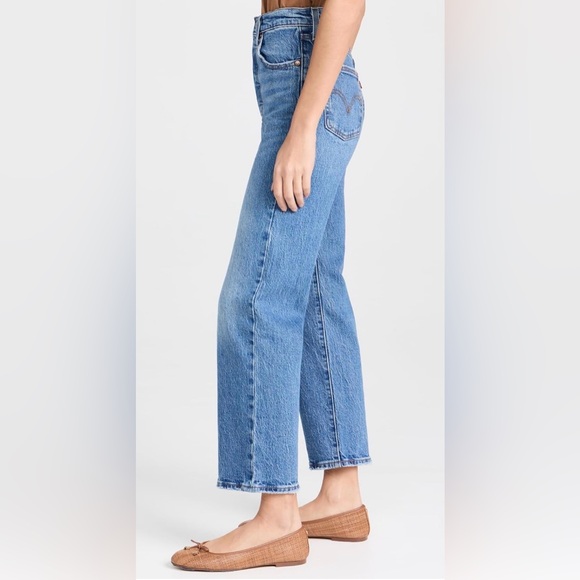 Levi’s | Ribcage Straight Ankle Jeans - Picture 6 of 7